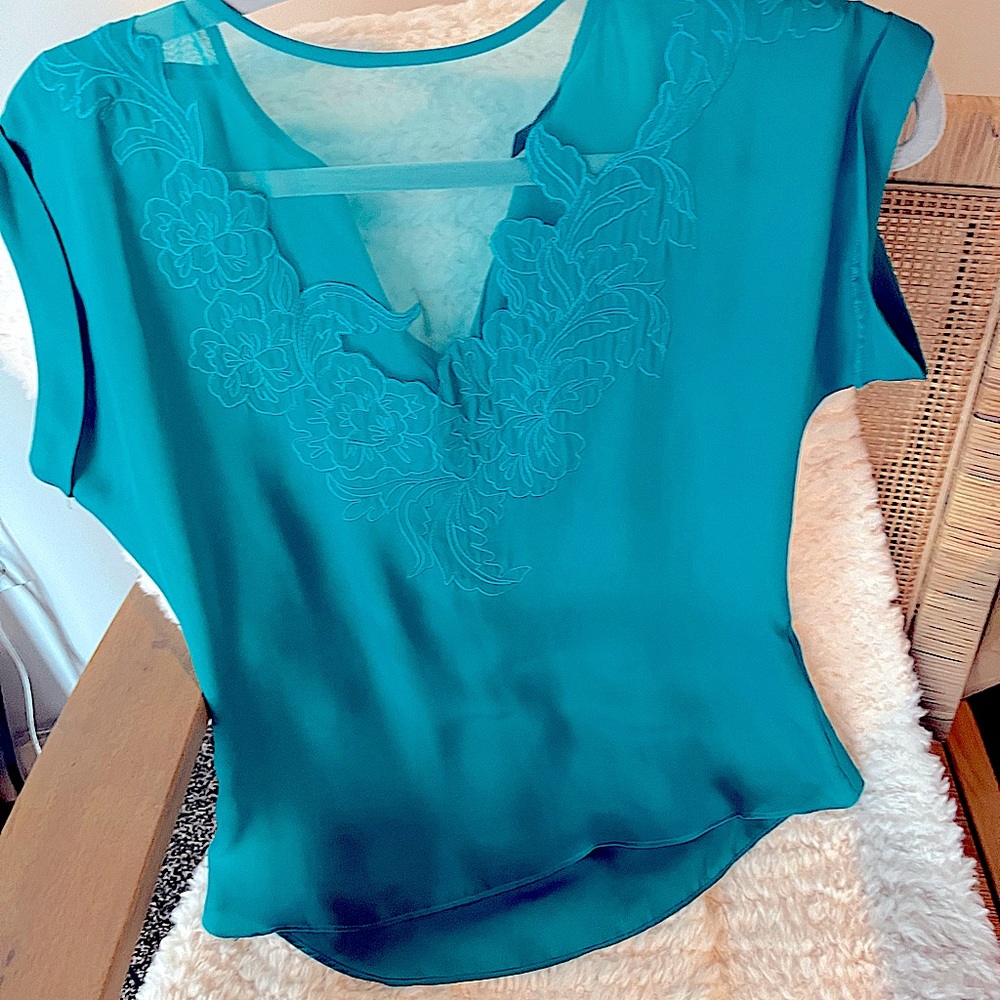 Guess Blouse